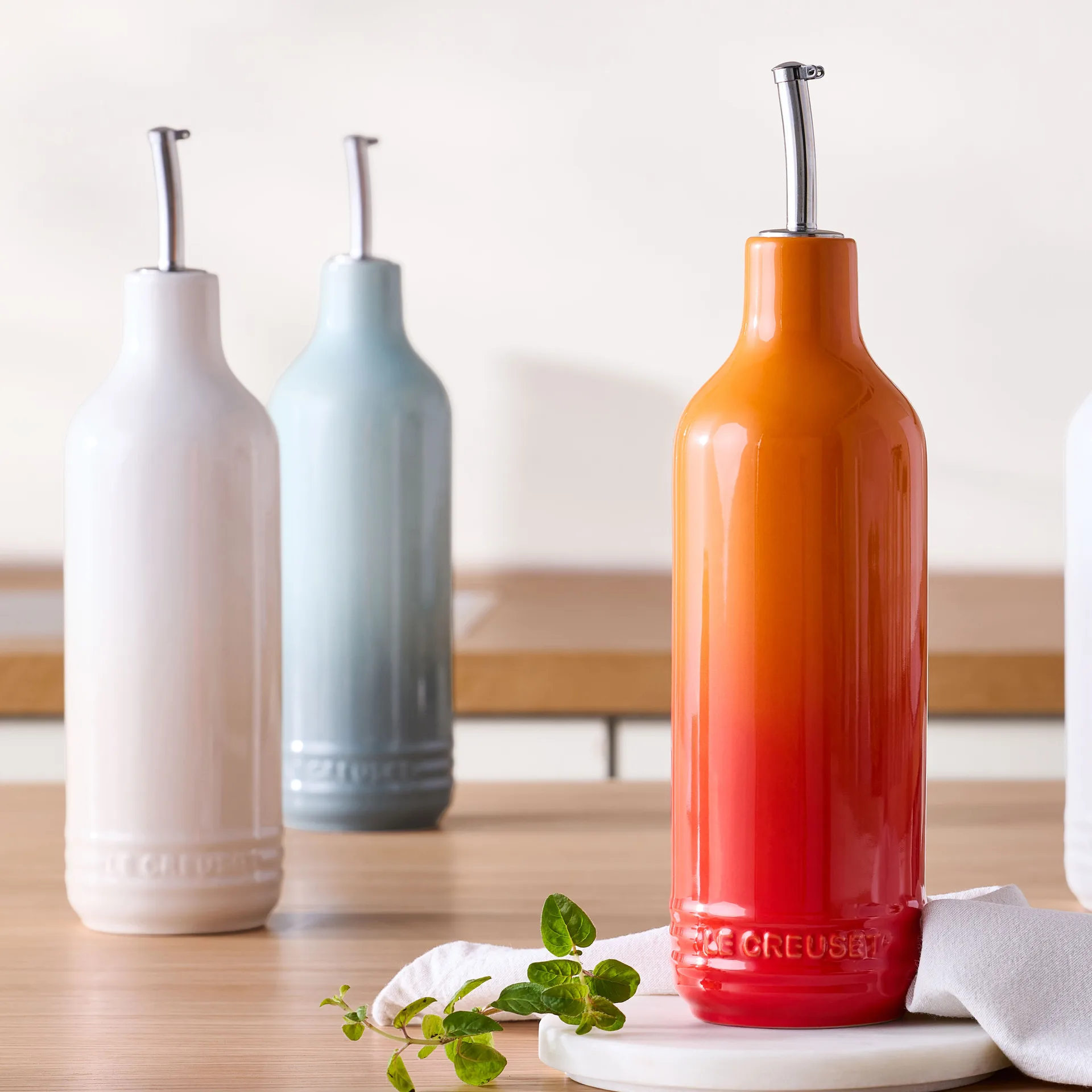 Signature stoneware oil bottle 0.6 L, Volcanic Le Creuset