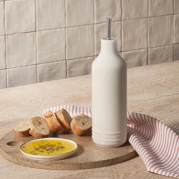Signature stoneware oil bottle 0.6 L - White - Le Creuset