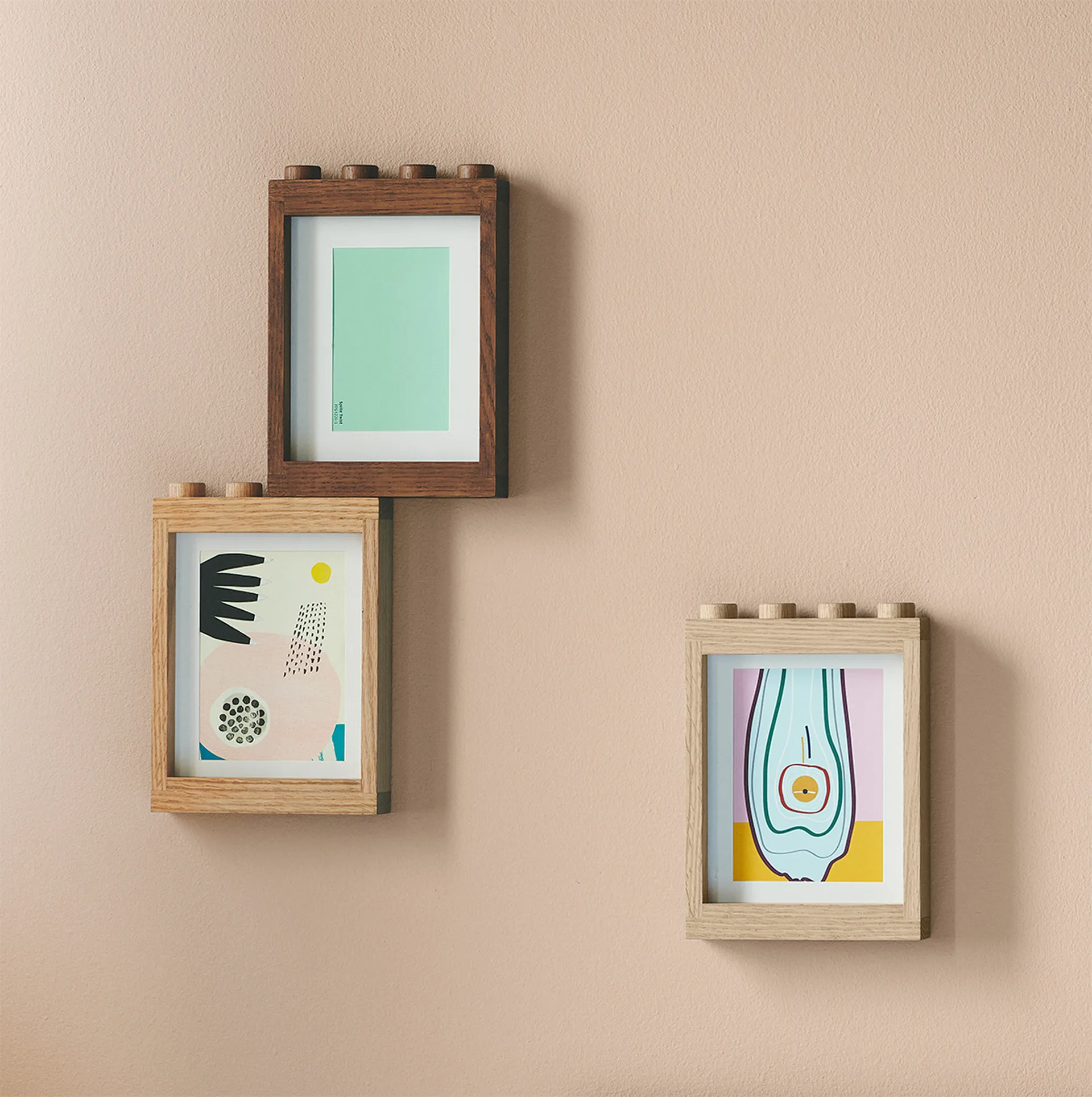 LEGO wooden picture frame, Dark stained oak Lego