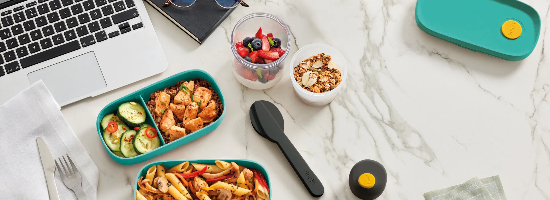 Lékué cutlery set with case 5 pieces, Black Lékué