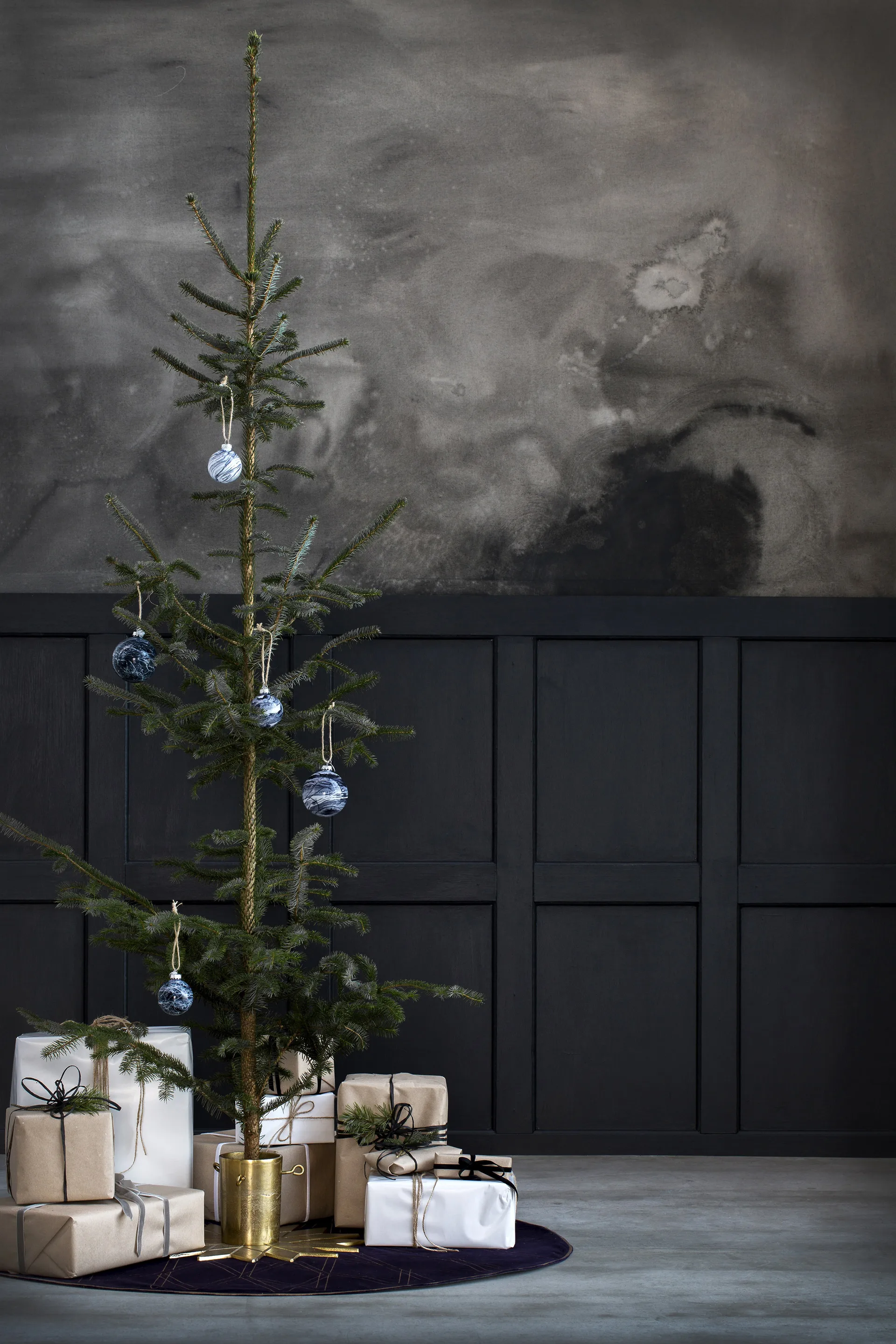 Cavia Christmas tree foot, Gold Lene Bjerre