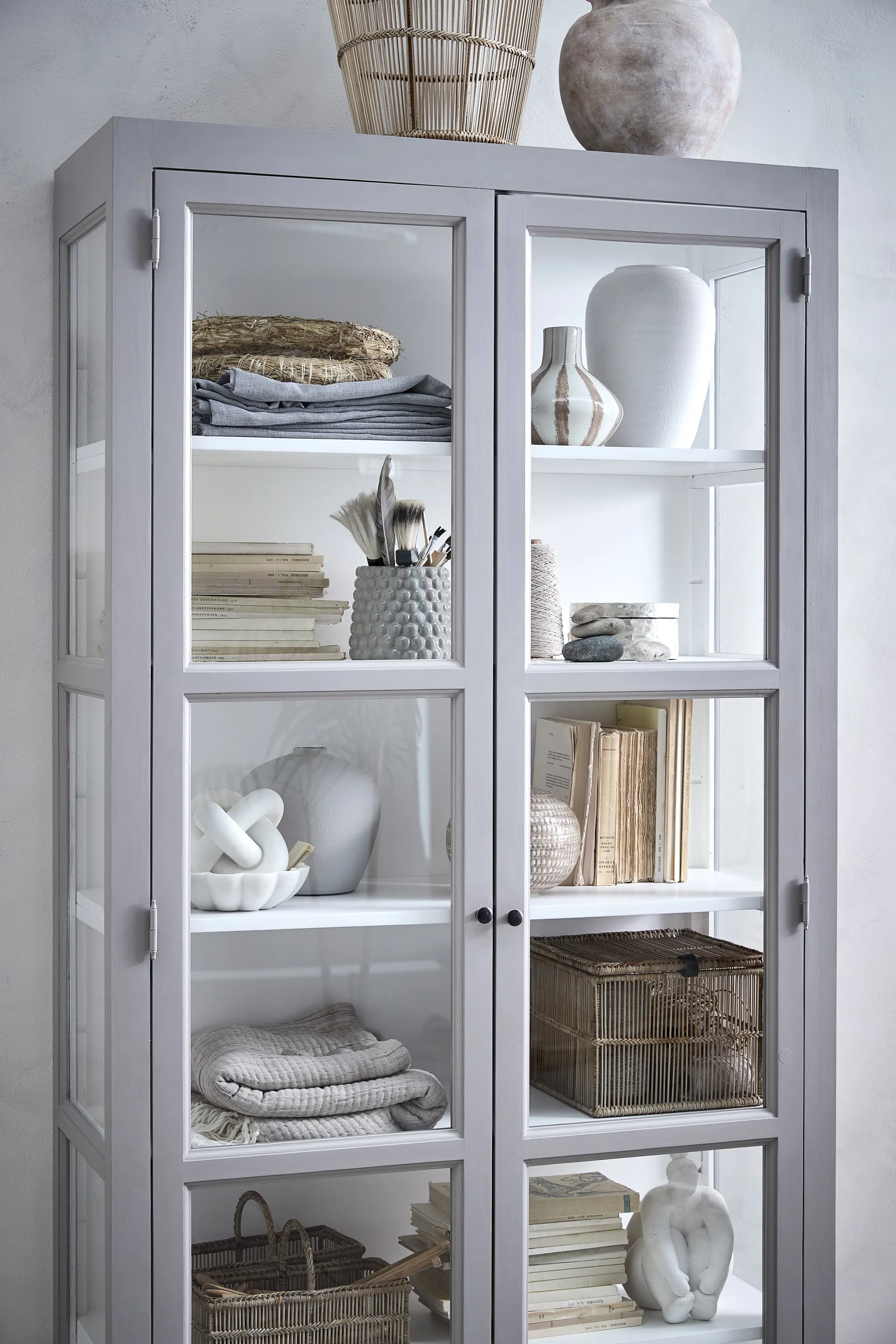 Dotsie flower pot Ø18 cm, Grey Lene Bjerre