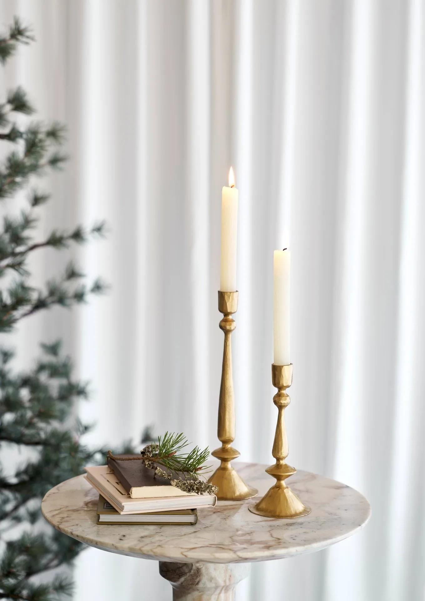 Inine candleholder, Gold-coloured, 8x8x20 cm Lene Bjerre
