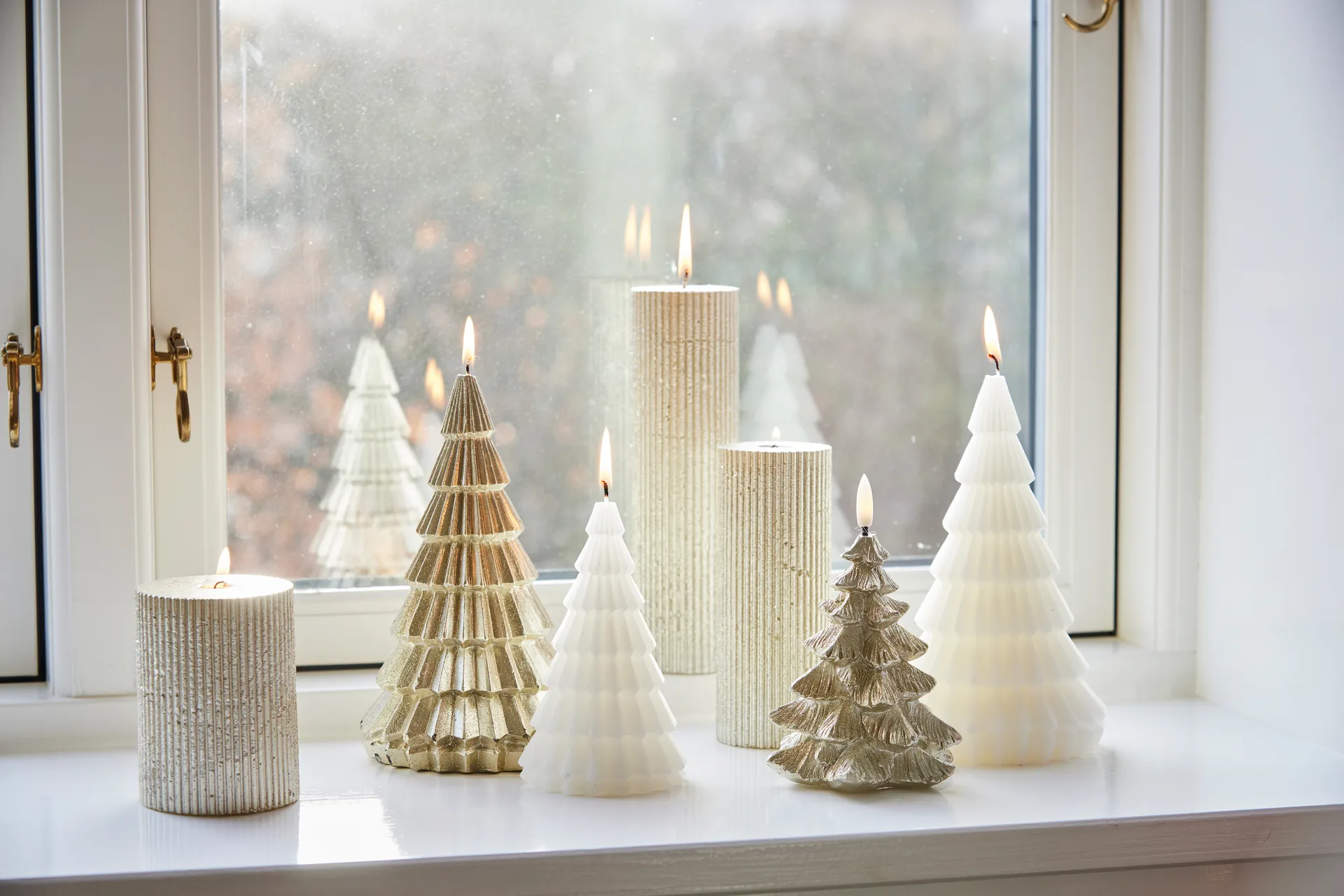 Lissa candle Ø7x10 cm, Light gold Lene Bjerre