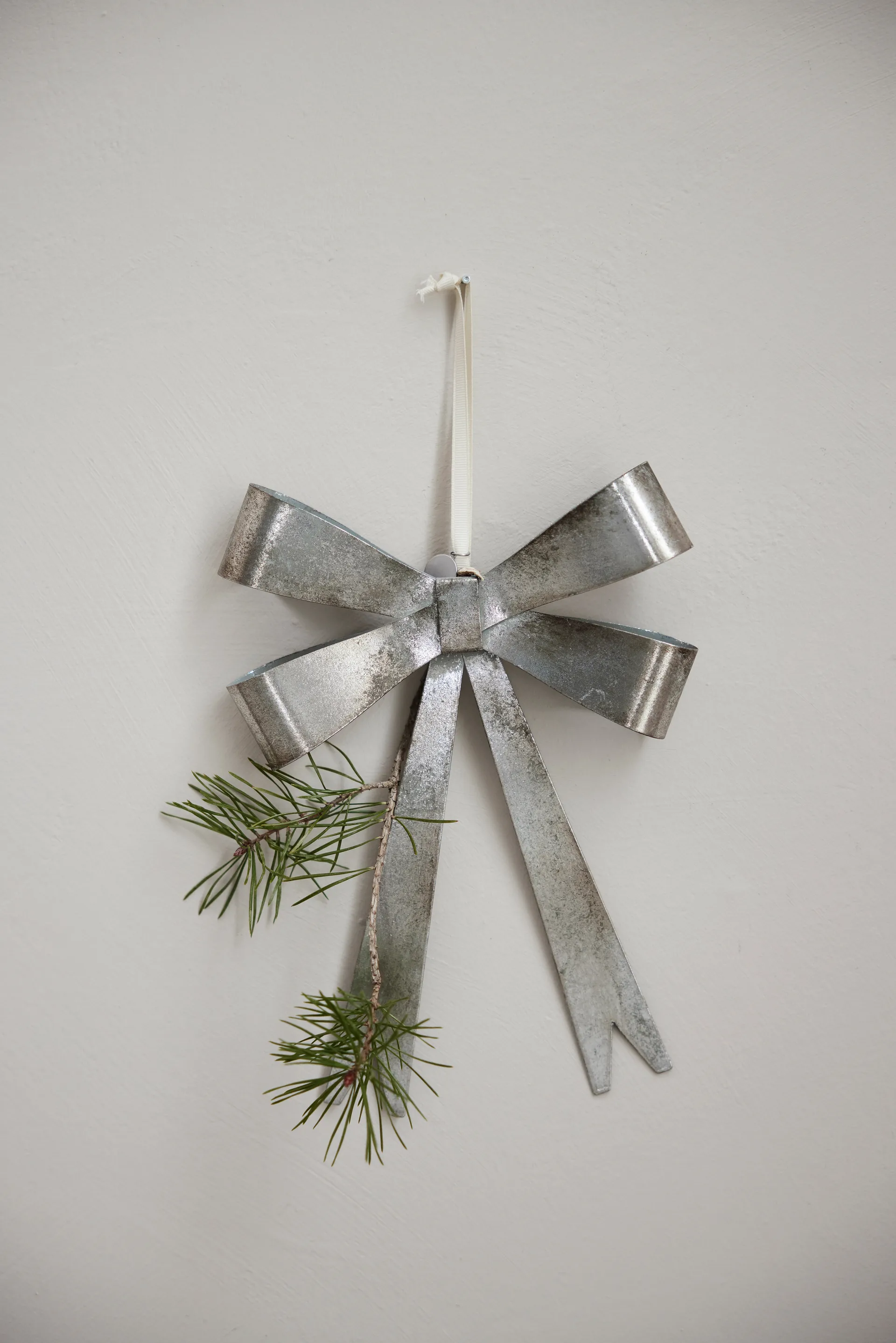 Missia bow decorative pendant 25 cm, Silver Lene Bjerre