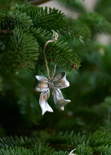 Serafina bow pendant - Silver-coloured, 6x2.5x6.7 cm - Lene Bjerre