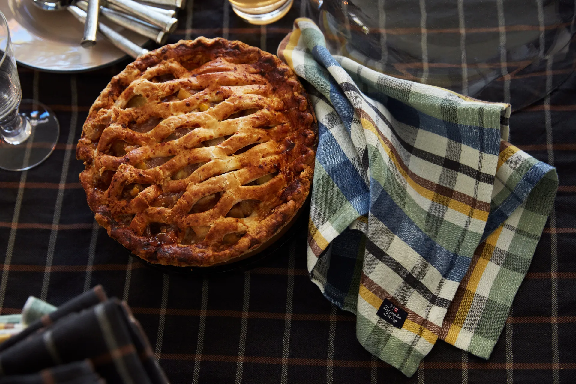 Checked Cotton Linen tablecloth 150x250 cm, Dark grey-beige Lexington