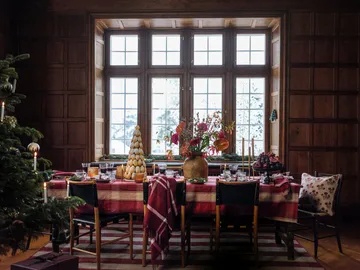 Checked Recycled Throw 130x170 cm - Red-white - Lexington