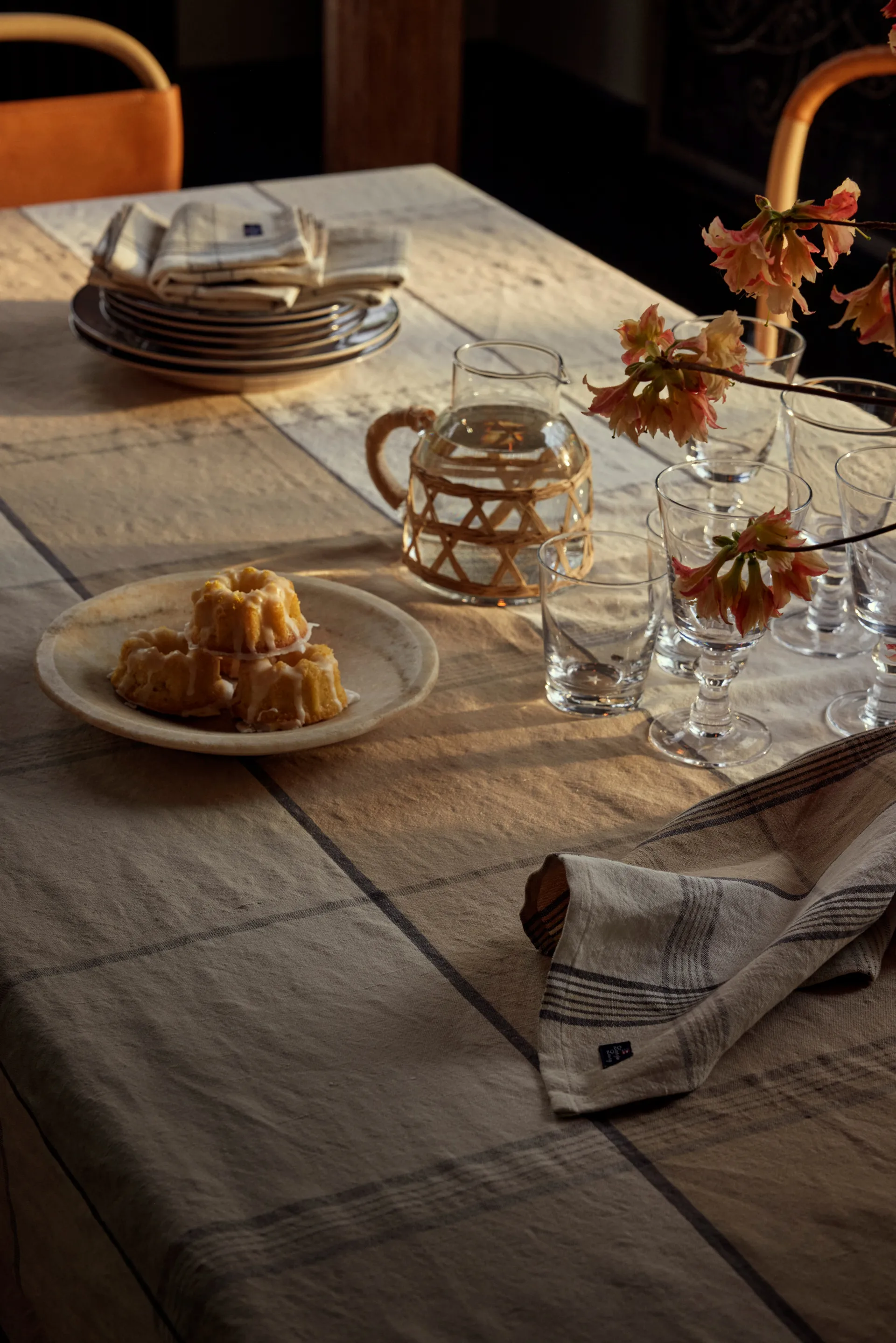 Easter Linen/Cotton tablecloth 150x250 cm, Yellow-green Lexington