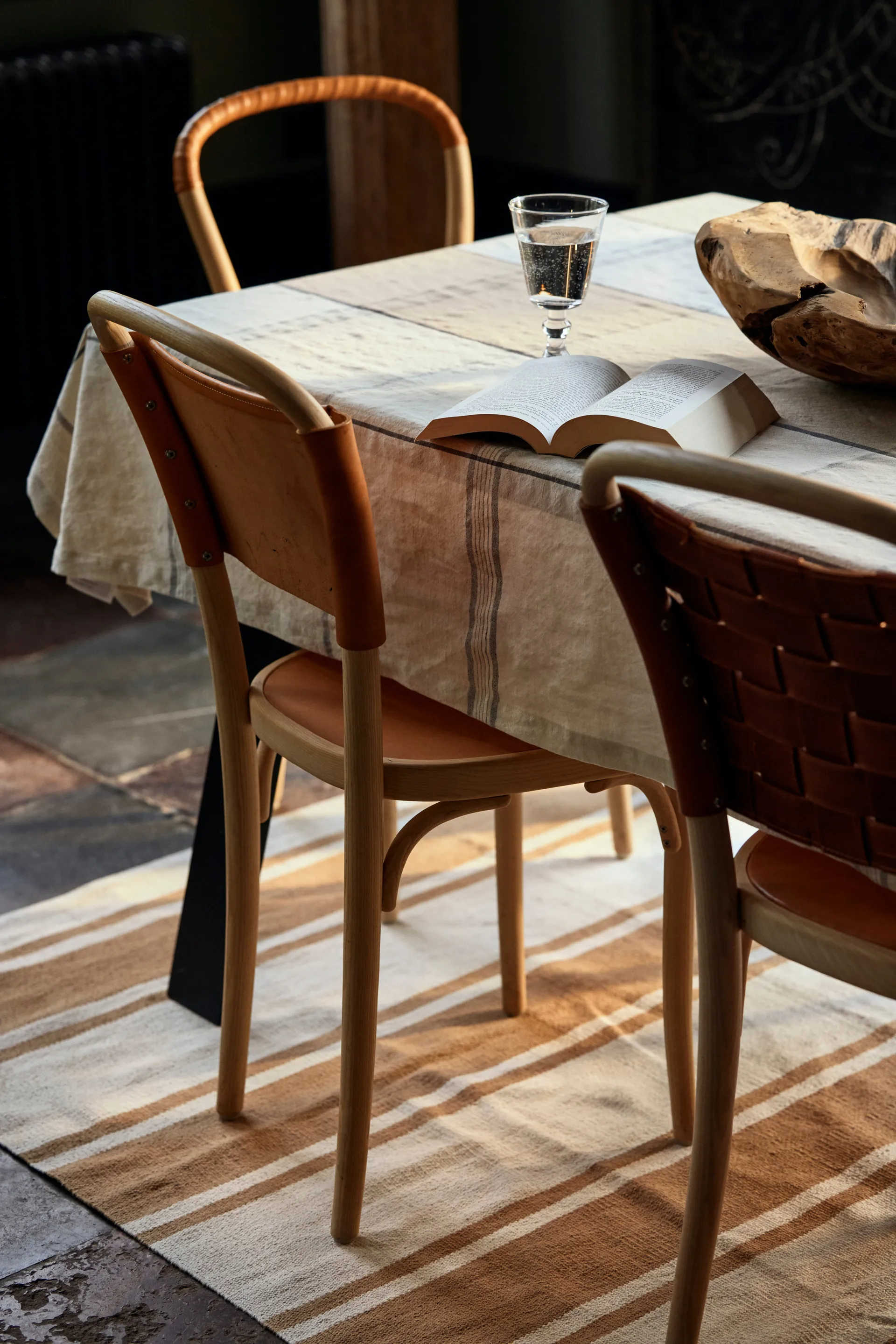 Easter Linen/Cotton tablecloth 150x250 cm, Yellow-green Lexington