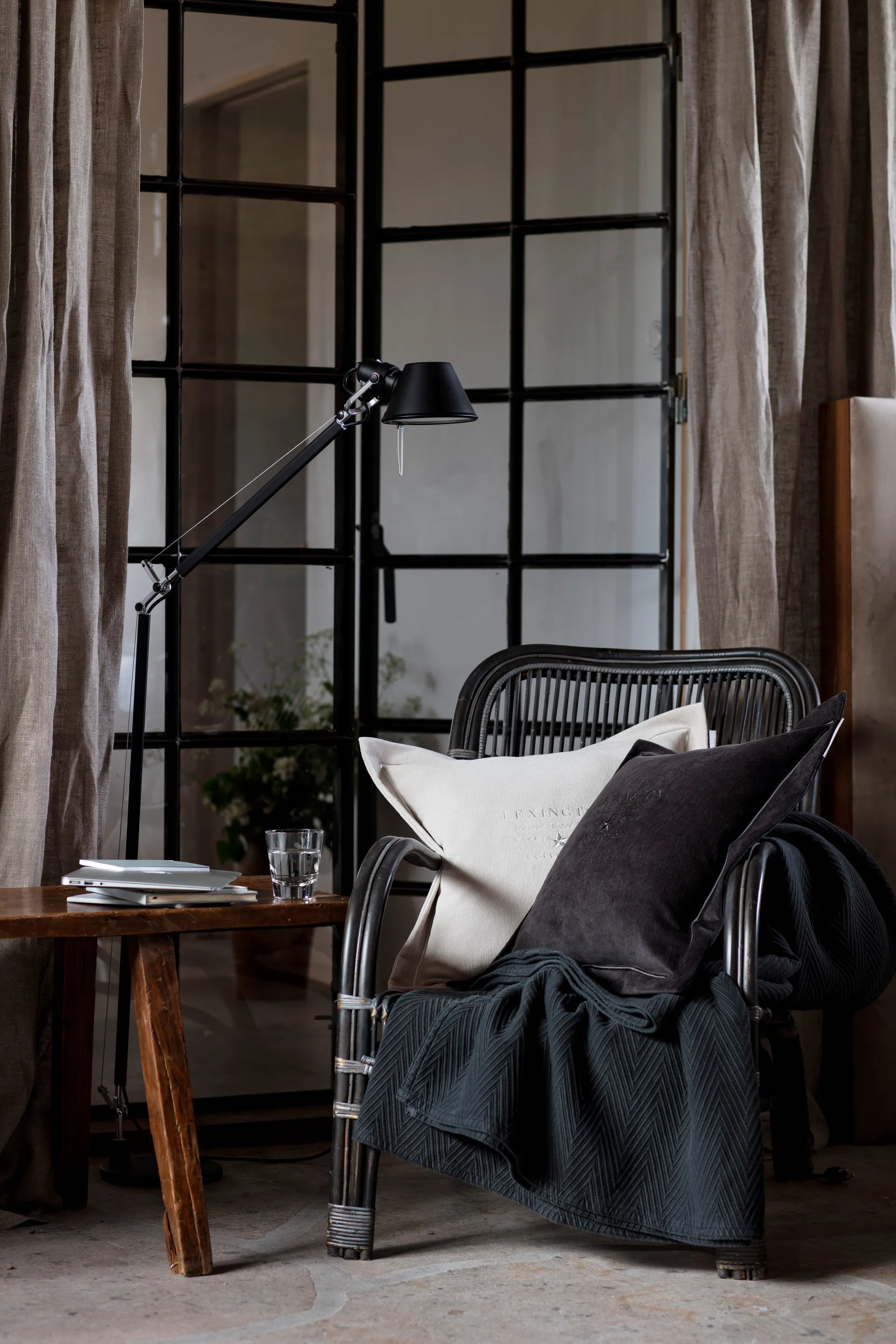 Hotel Velvet pillowcase 50x50 cm, Dark grey Lexington