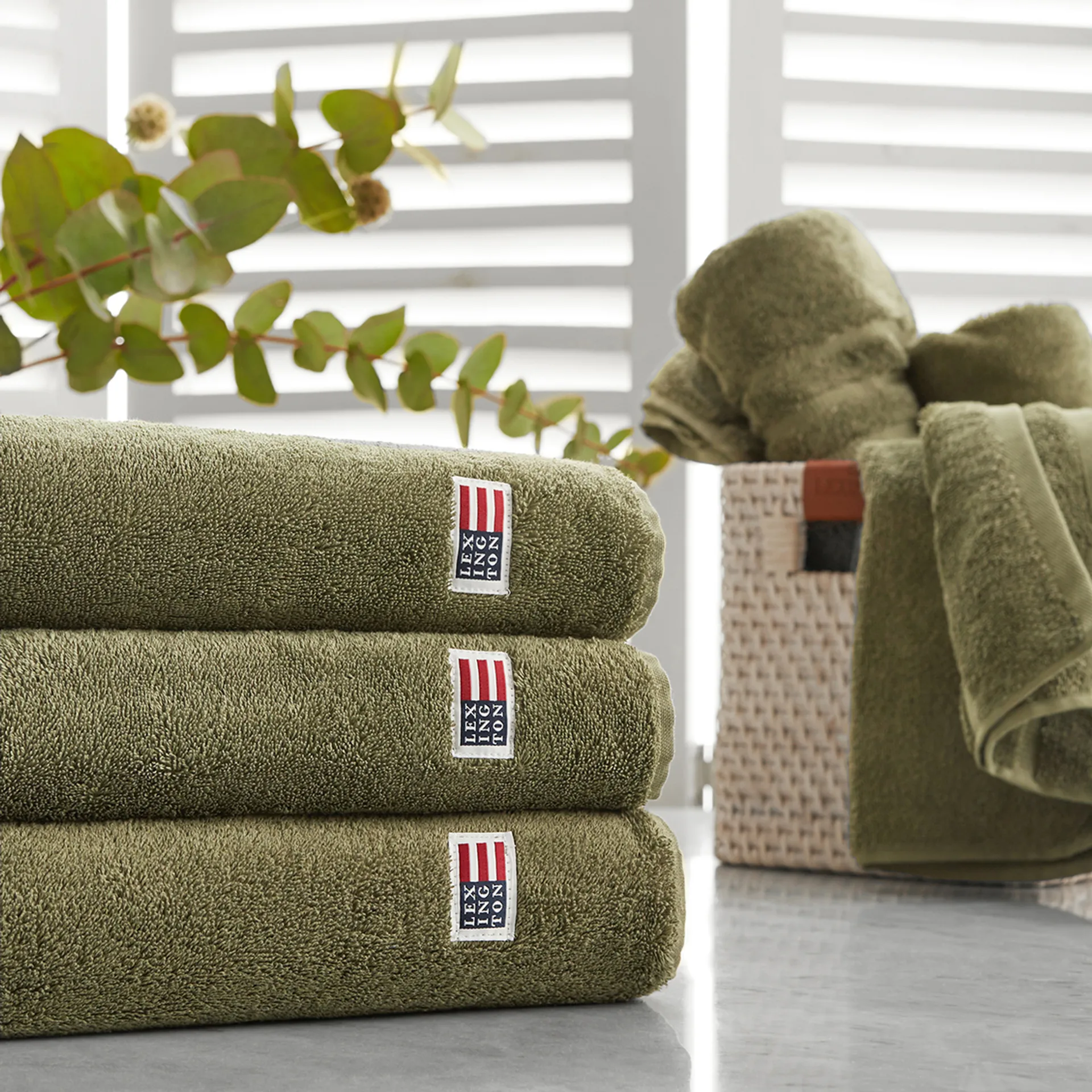 Icons Original bath towel 100x150 cm, dusty olive Lexington