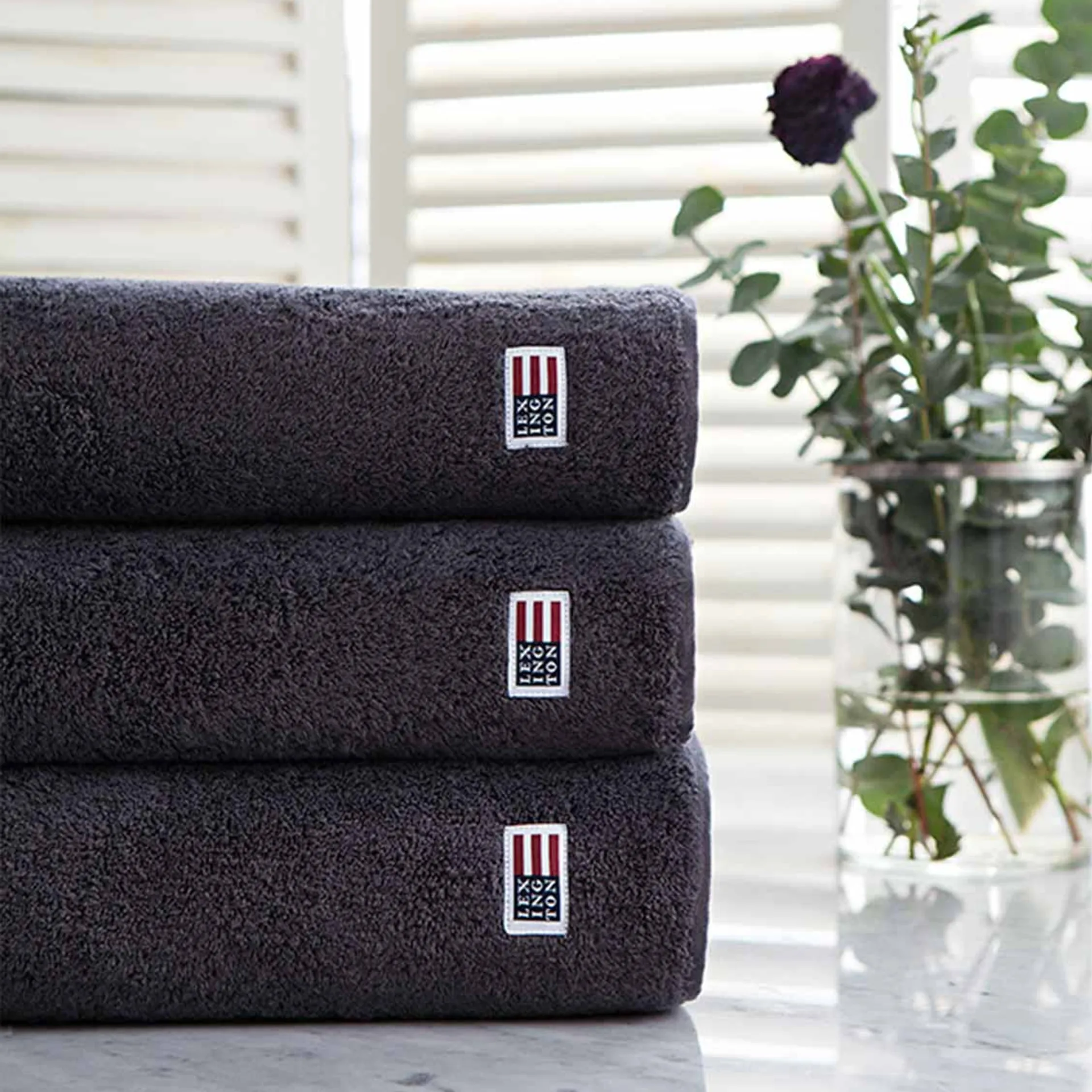 Icons Original bath towel 70x130 cm, charcoal Lexington