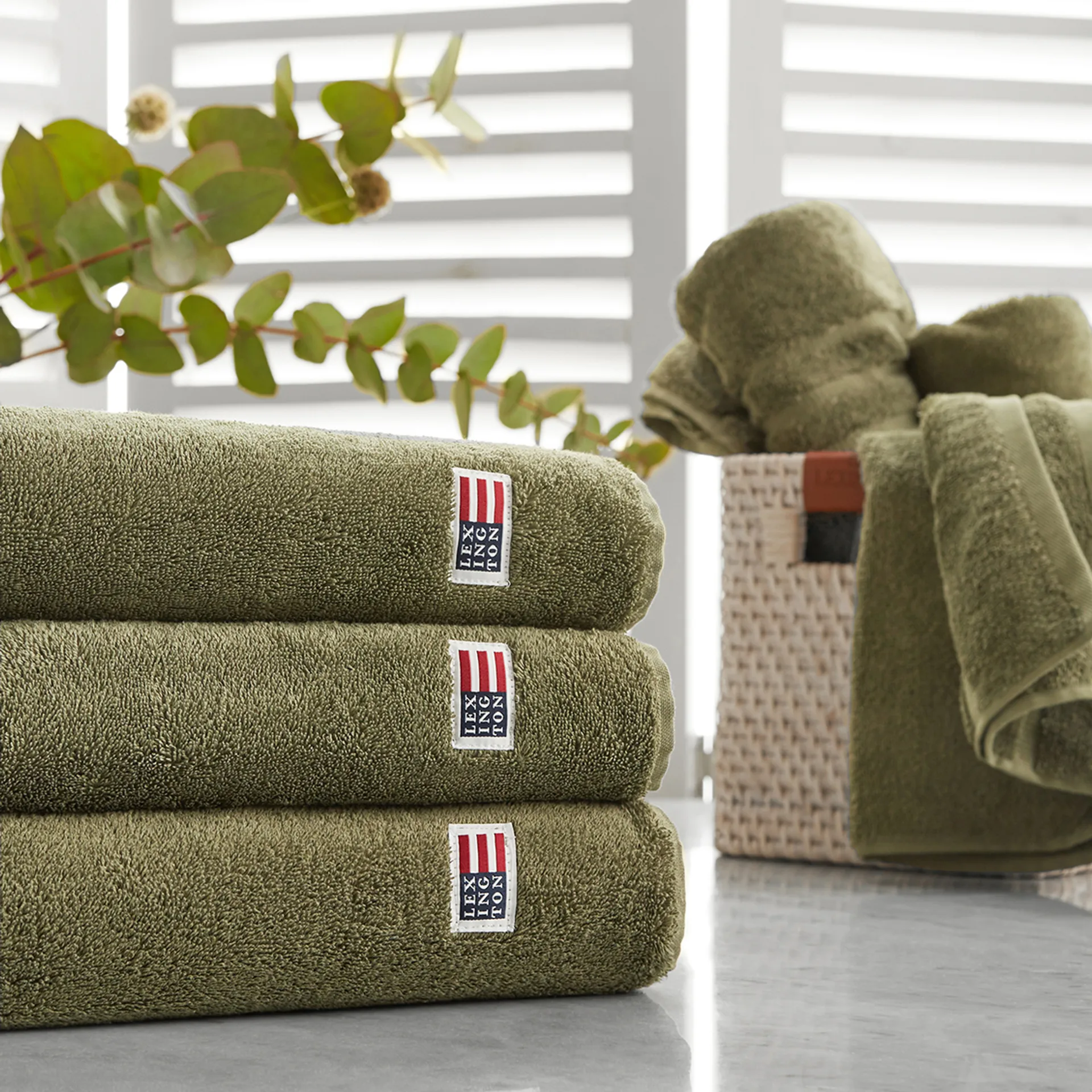 Icons Original bath towel 70x130 cm, dusty olive Lexington