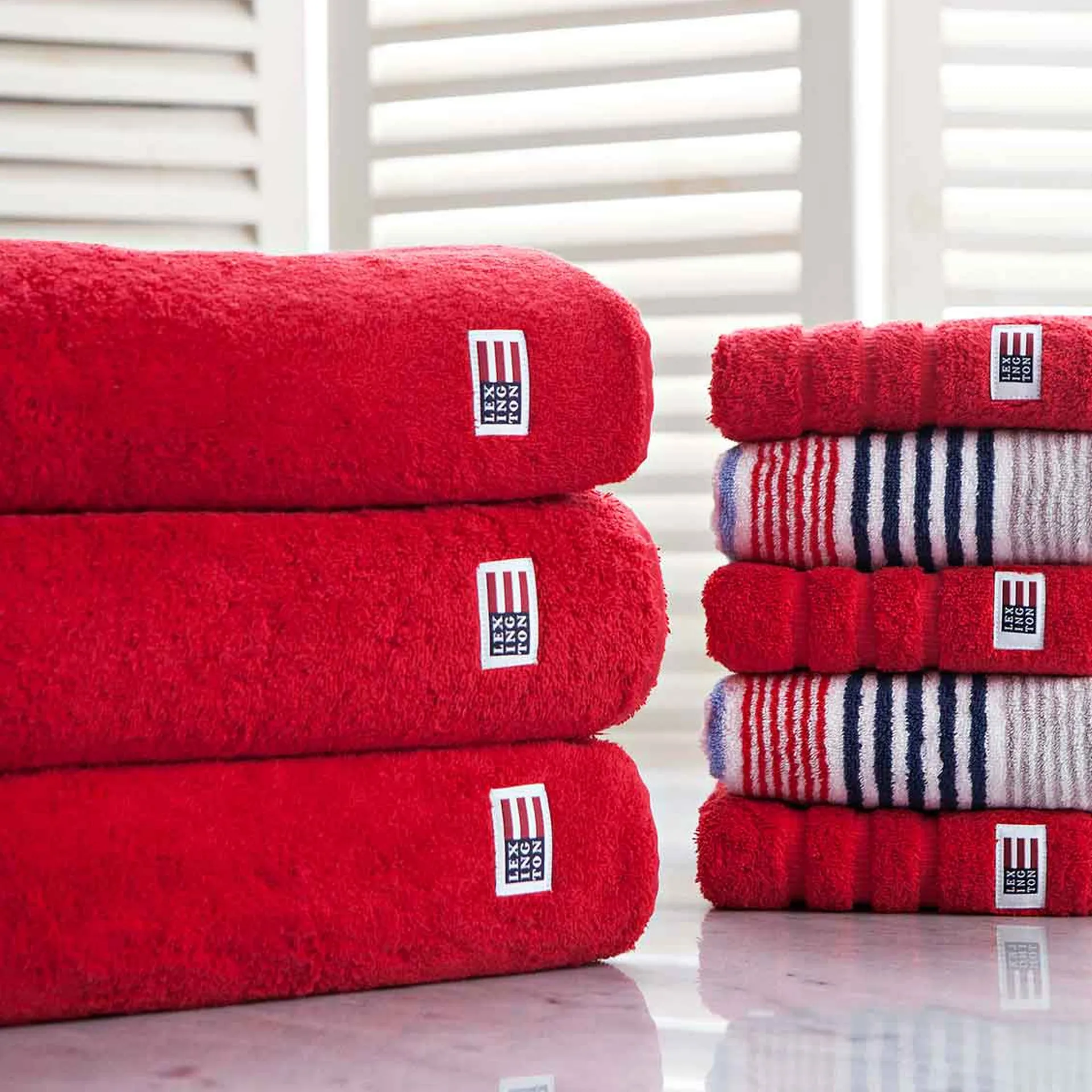 Icons Original towel 30x30 cm, red Lexington