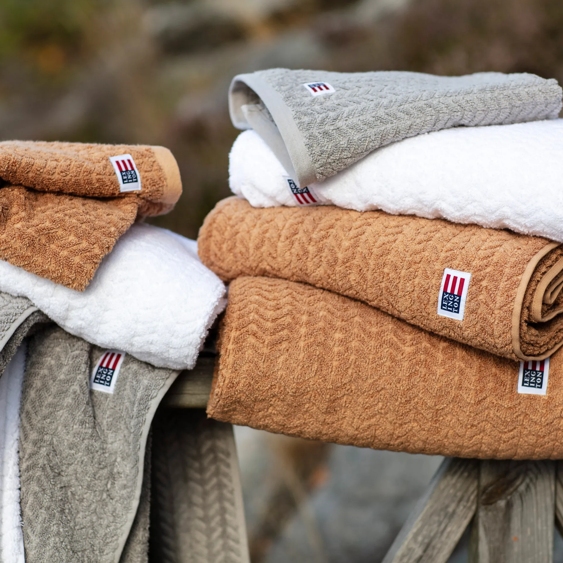 Icons Structured towel 50x70 cm, White Lexington