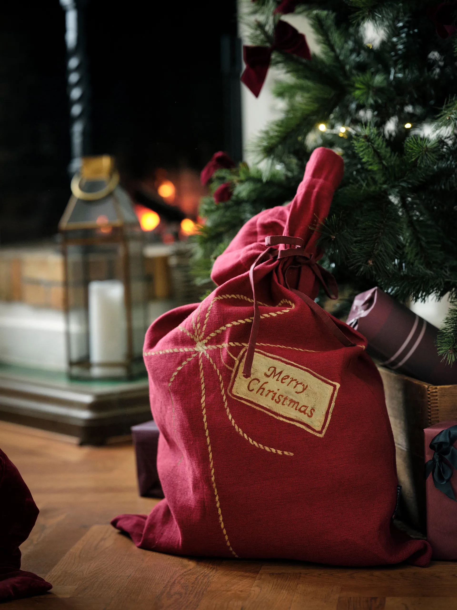 Lexington Christmas gift sack 65x95 cm, Red Lexington