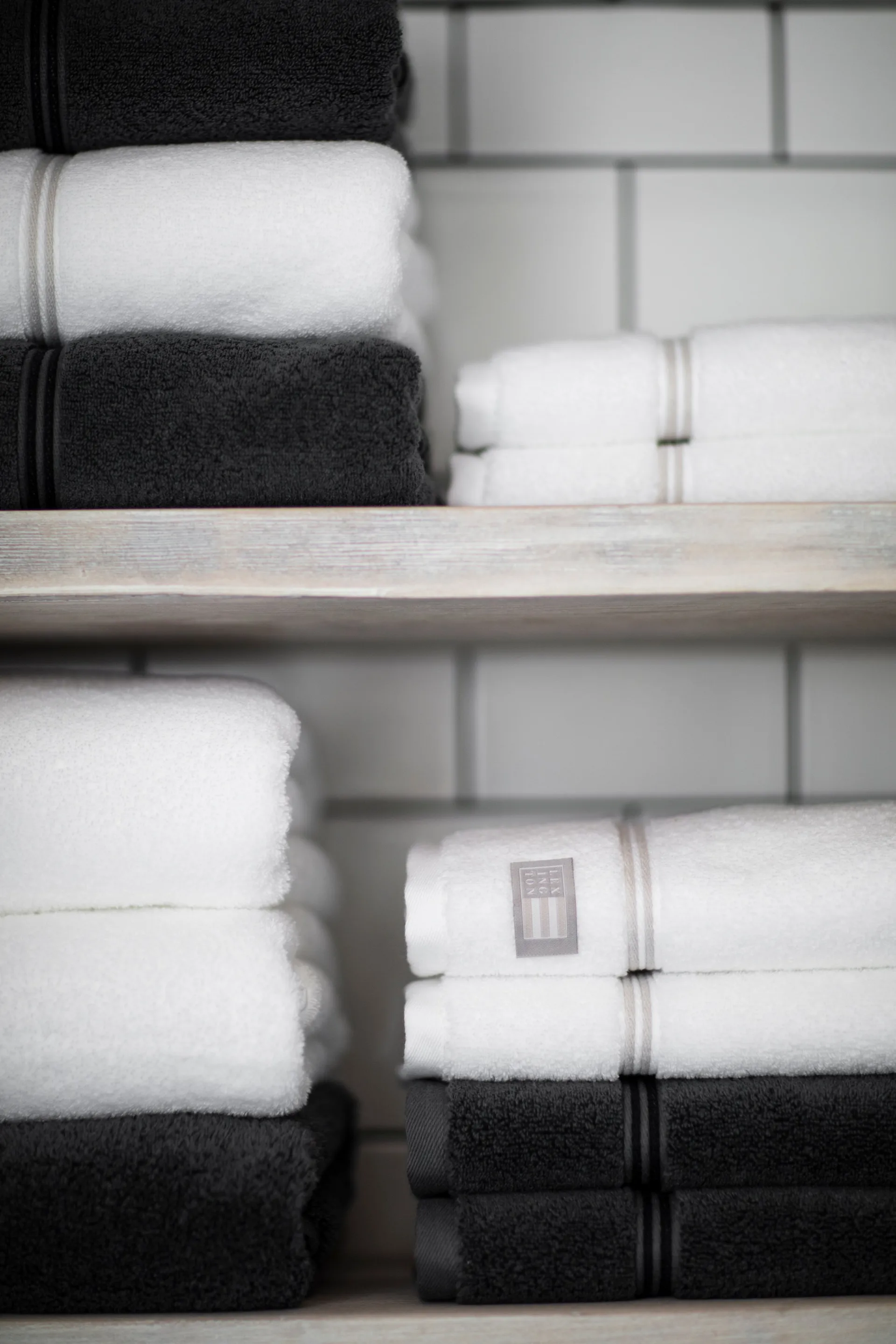 Lexington Hotel towel 50x70 cm, grey-dark grey Lexington
