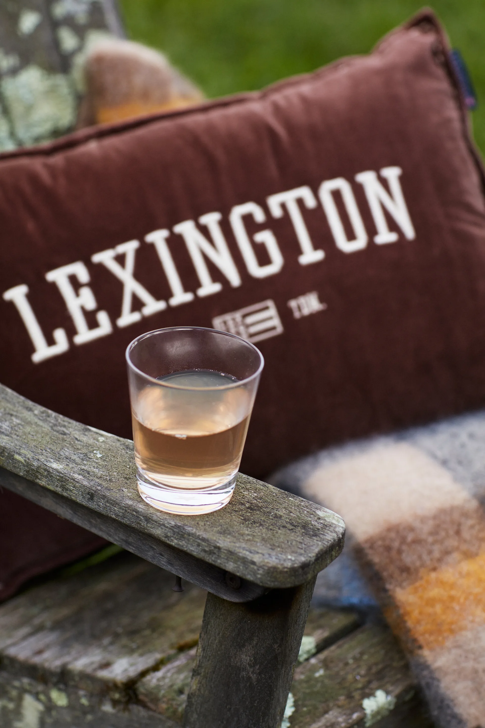 Logo Message Organic Cotton Velvet cushion 40x60 cm, Brown Lexington