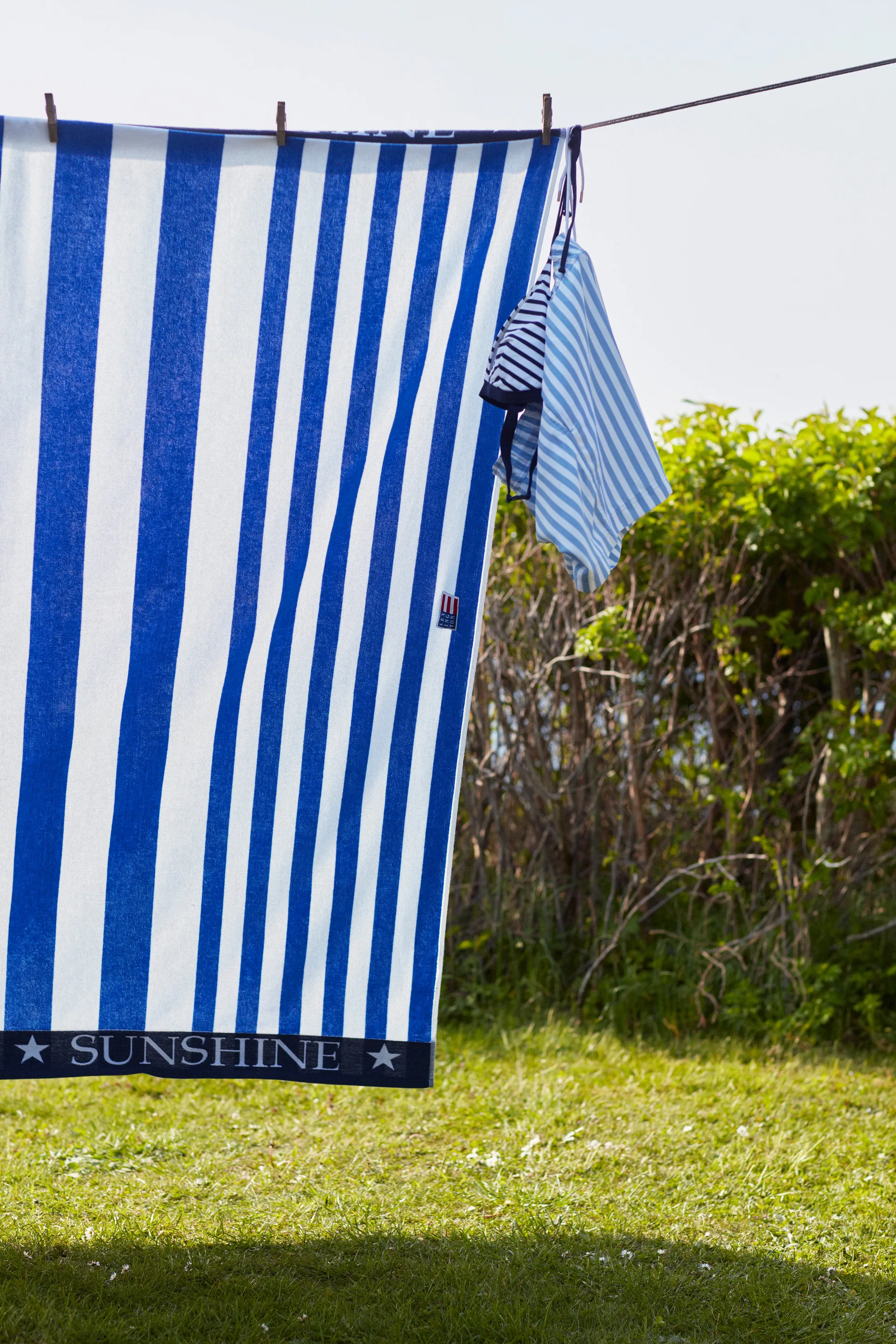 Striped Family beach towel 200x180 cm, Blue-white Lexington