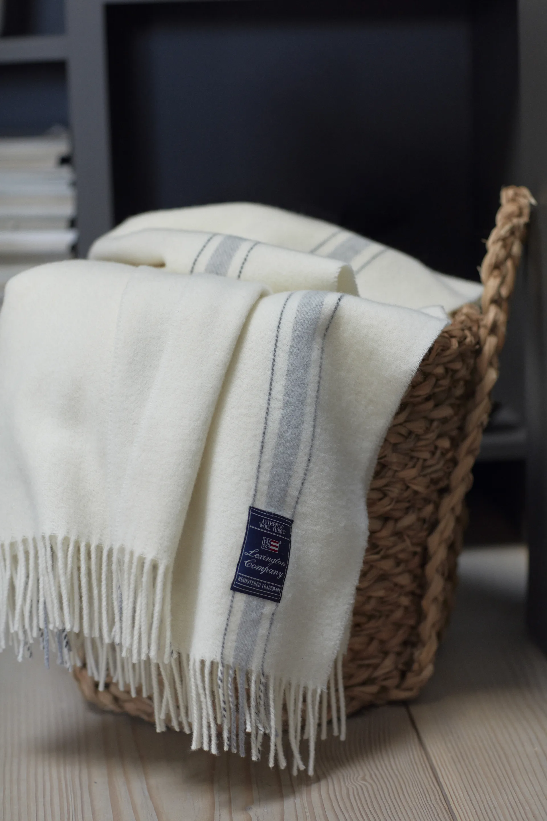 Striped recycled wool throw 130x170 cm, Offwhite-grey Lexington