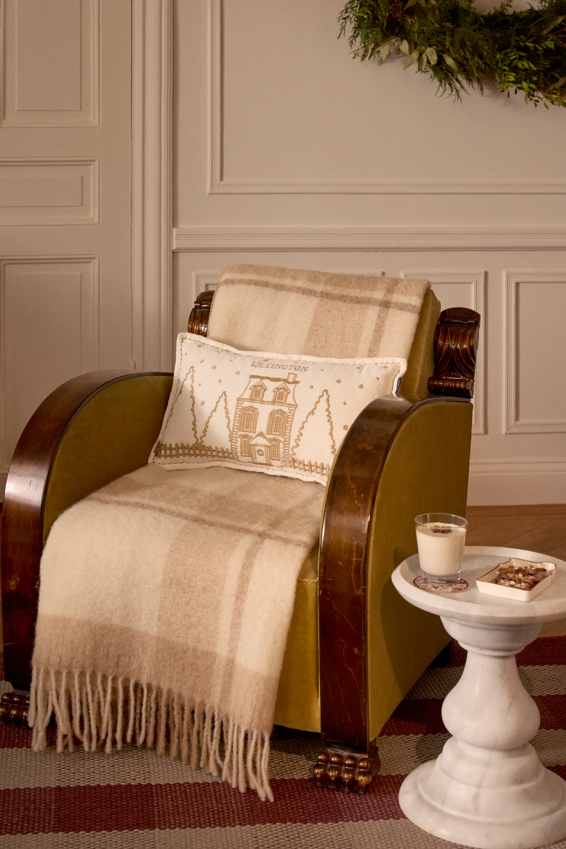 Winter House organic velvet cotton cushion 30x50 cm, White-Light beige Lexington