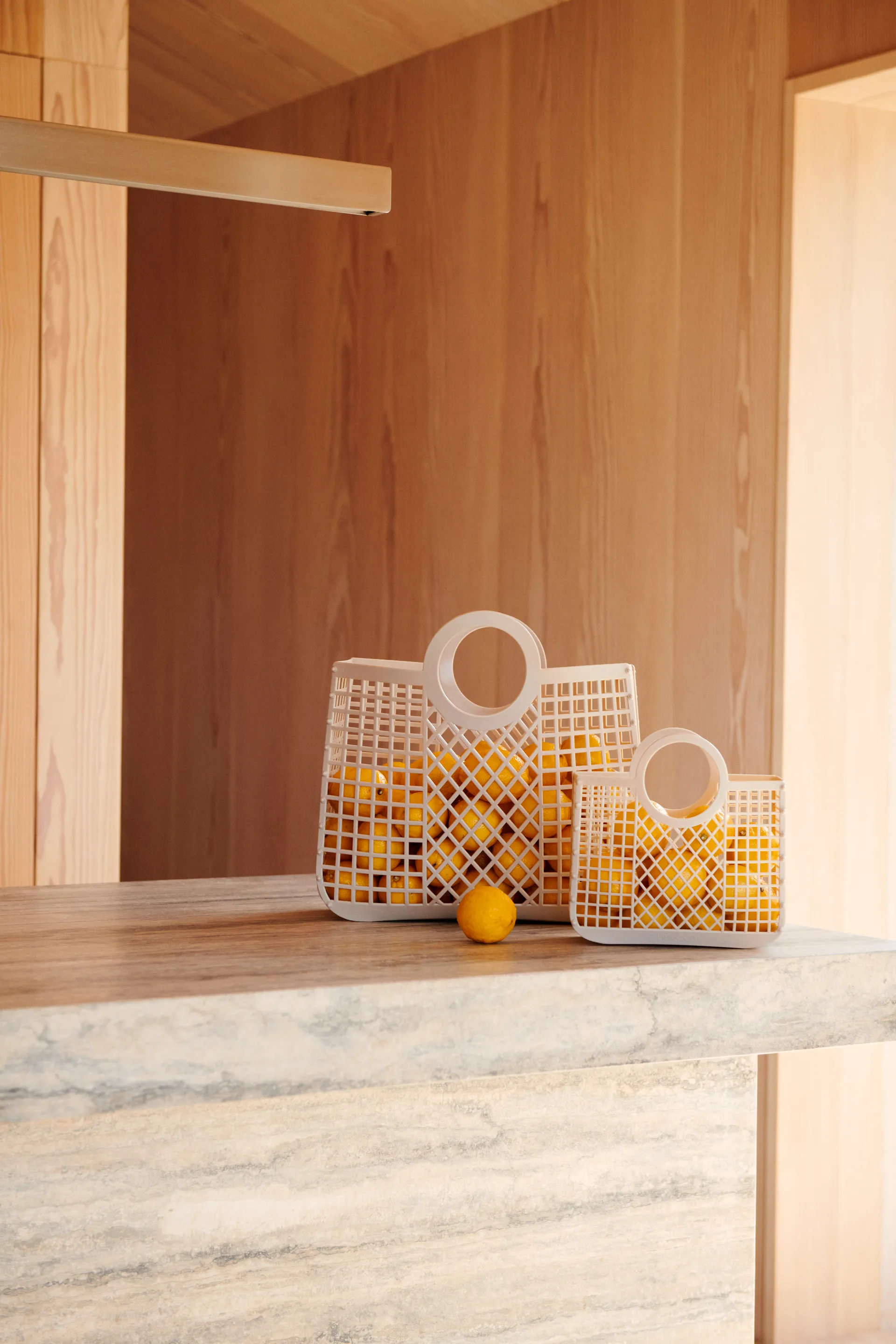 Bloom storage basket, Sandy Liewood