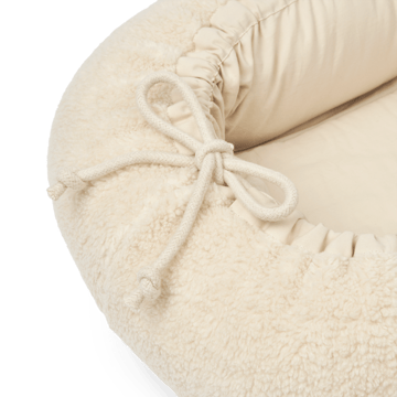 Gro pile baby nest - Sandy - Liewood