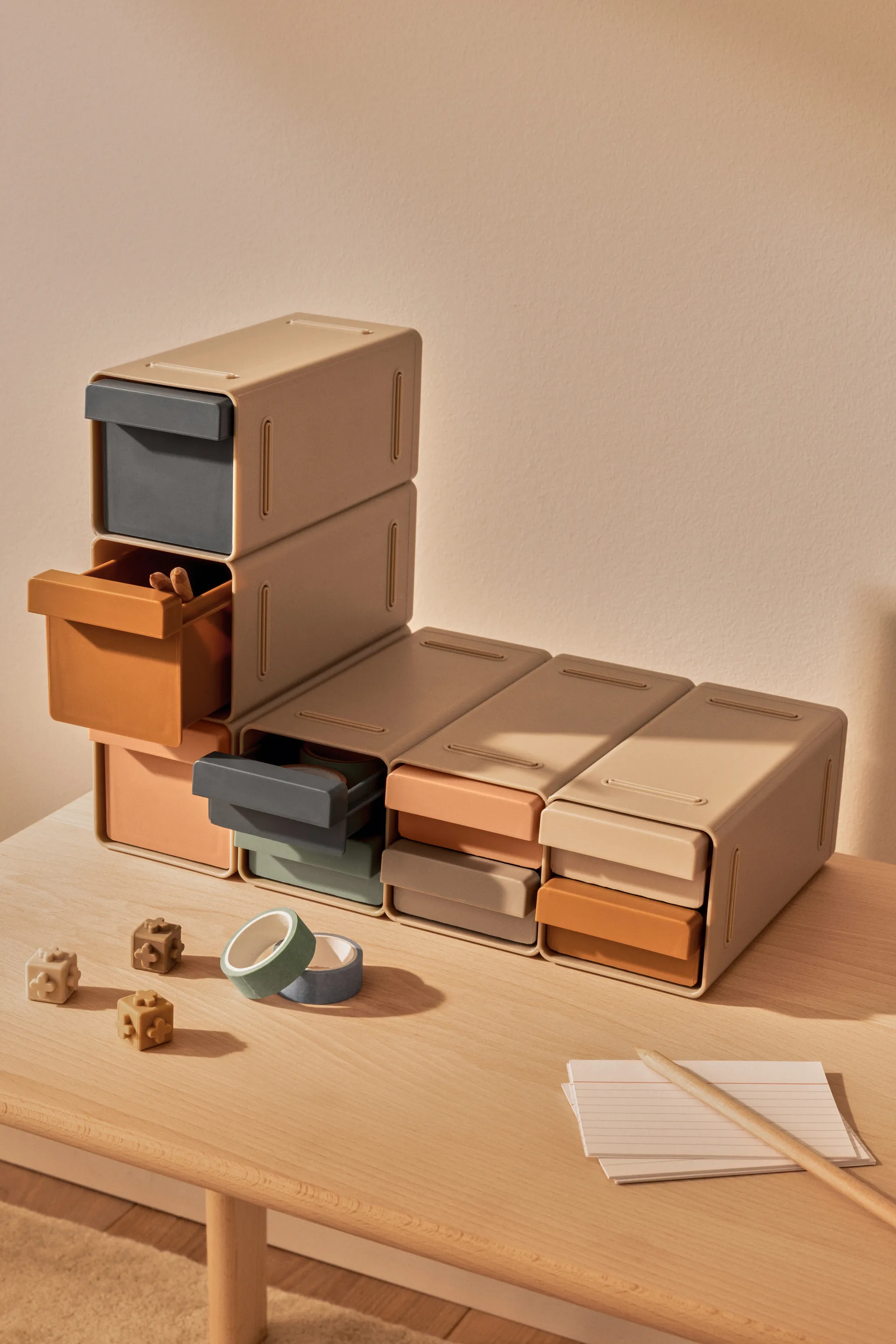 Kylian storage box, Sandy multi mix Liewood