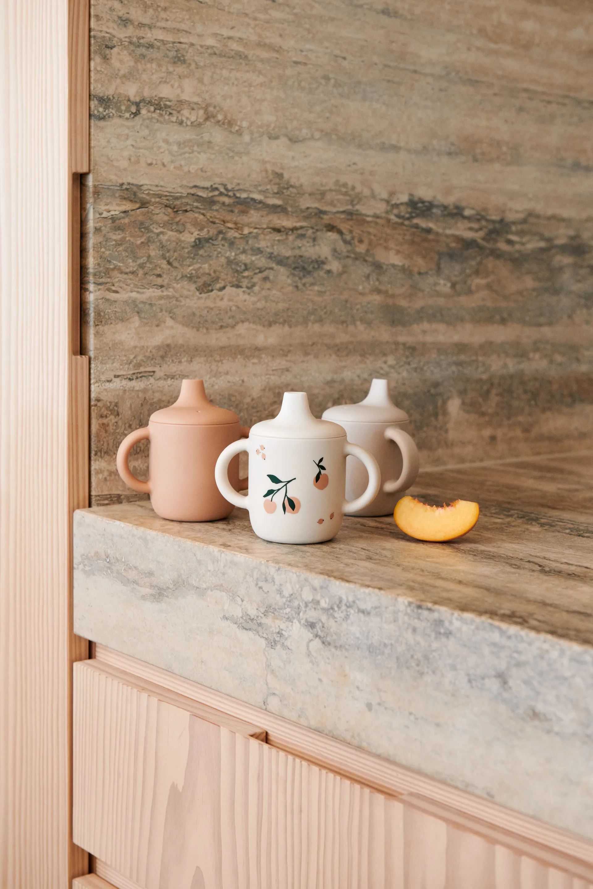 Neil sippy cup 15 cl, Peach-Sea shell mix Liewood