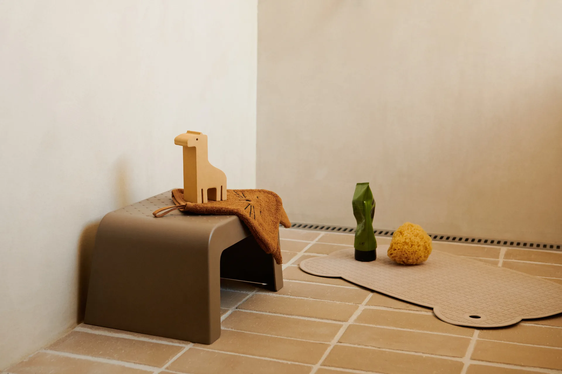 Ulla stool, Pale tuscany Liewood