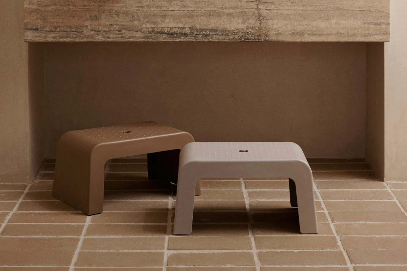 Ulla stool, Sandy Liewood