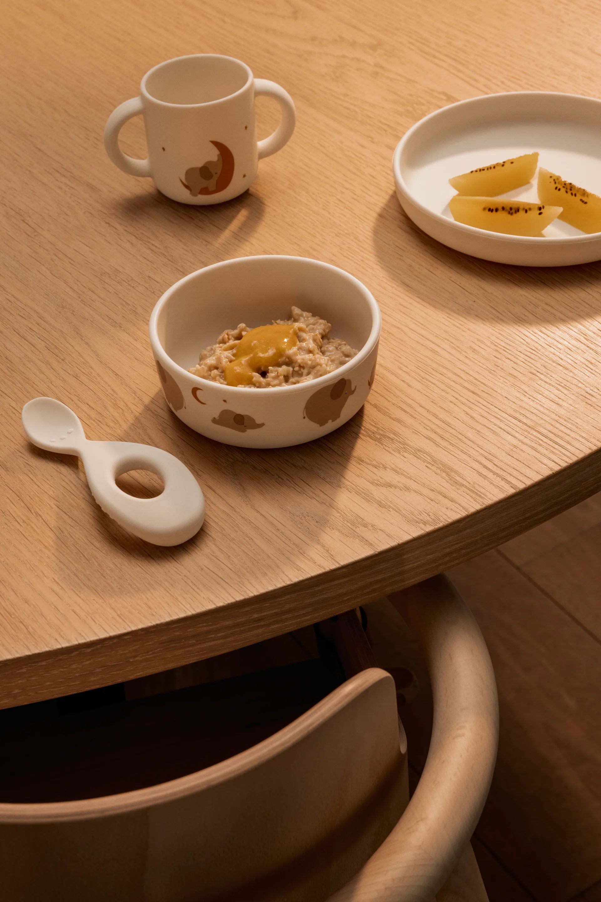 Vivi printed dinnerware set 4 pieces., Elephant-Creme de la creme Liewood