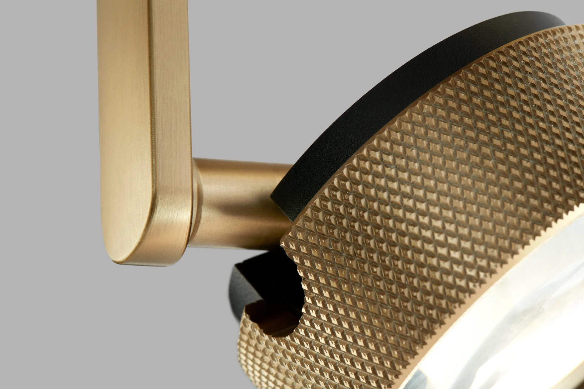 Cosmo C1 ceiling switch tune, Brass Light-Point