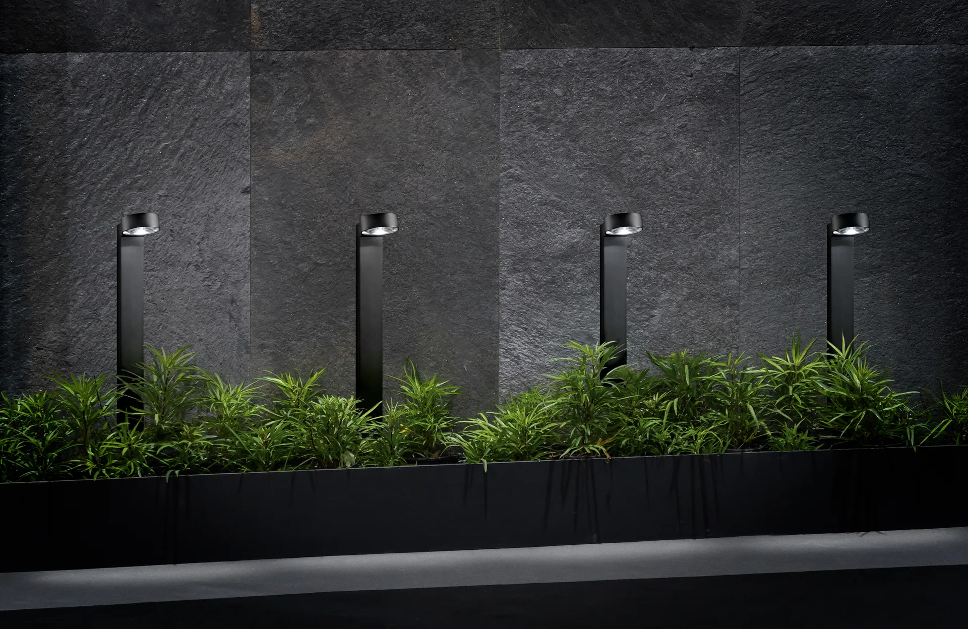 Orbit Garden 2 outdoor lighting, black Light-Point