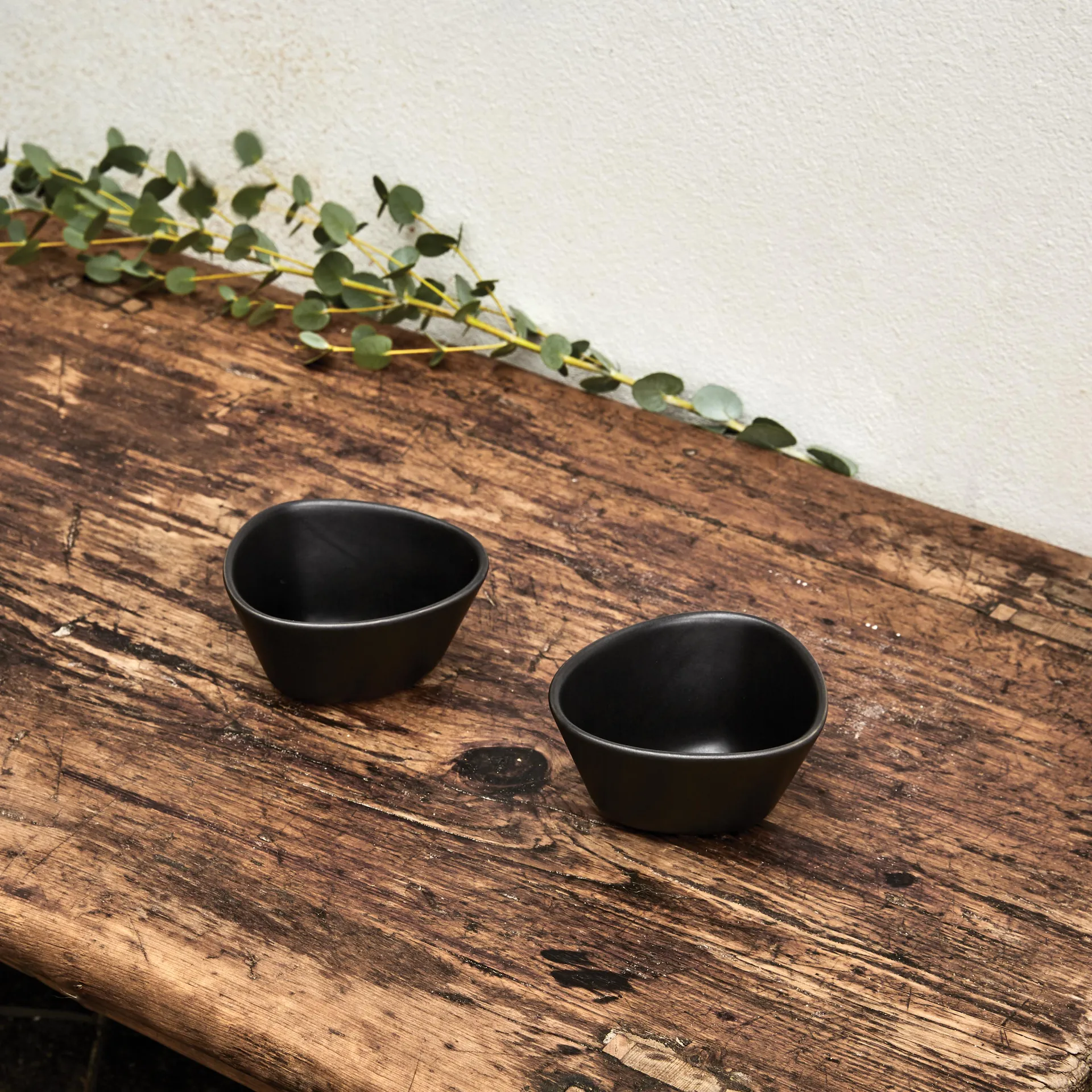 Curve Stoneware bowl 2-pack, Black LIND DNA