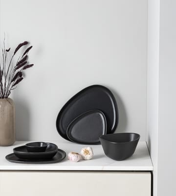 Curve Stoneware bowl M 20x22 cm - black - LIND DNA