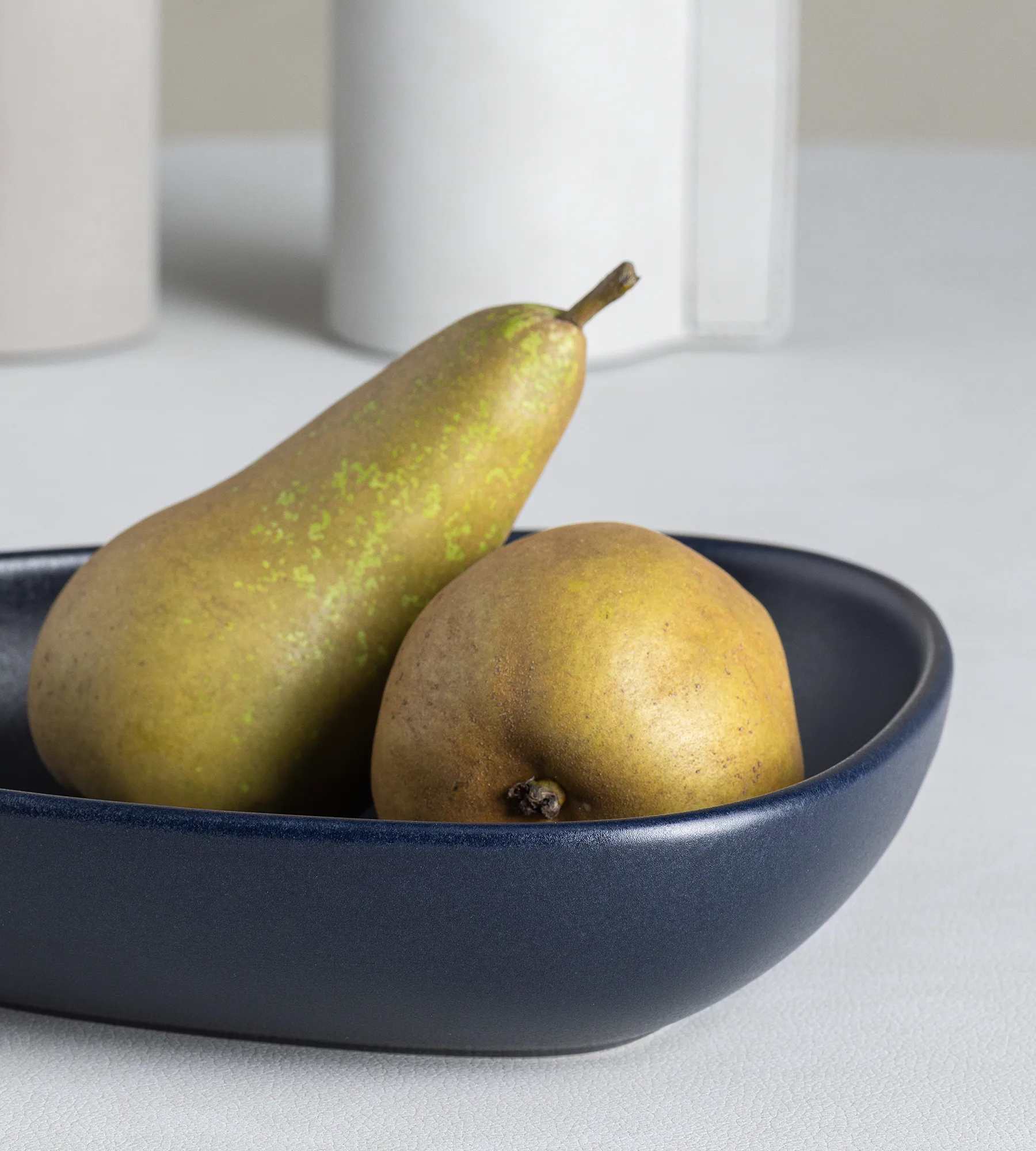 Curve Stoneware deep plate 19x22 cm, navy blue LIND DNA