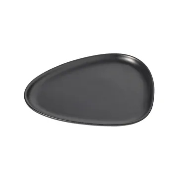 Curve Stoneware small plate 19x22 cm - black - LIND DNA
