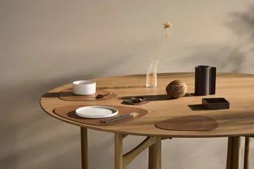 Hippo placemat curve M - Natural, 35x31 cm - LIND DNA