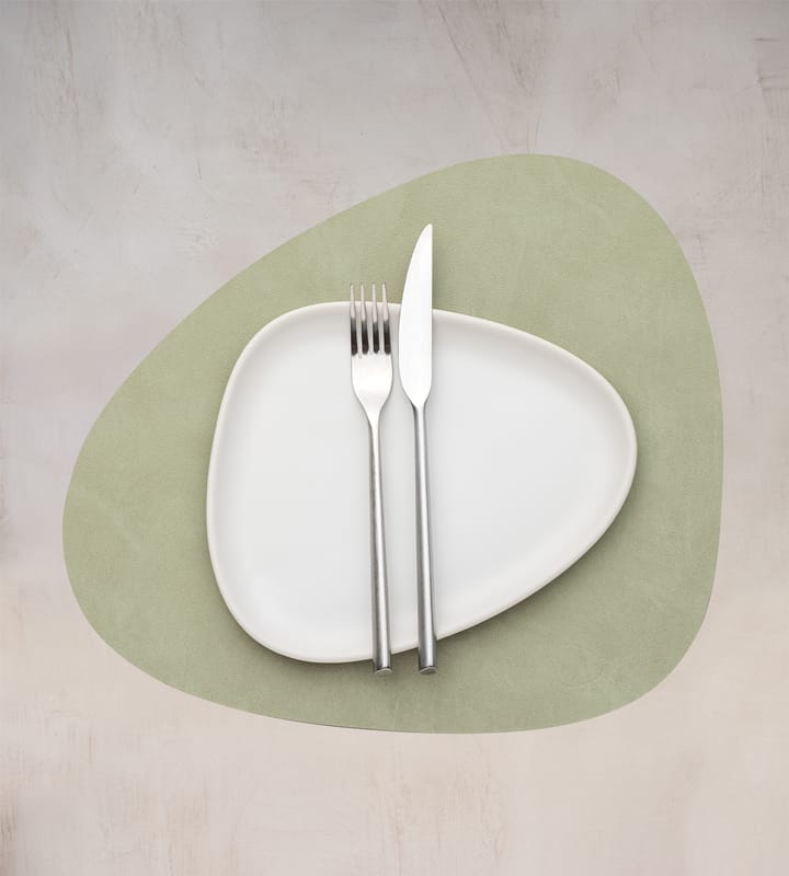 Nupo place mat curve M - Olive green - LIND DNA