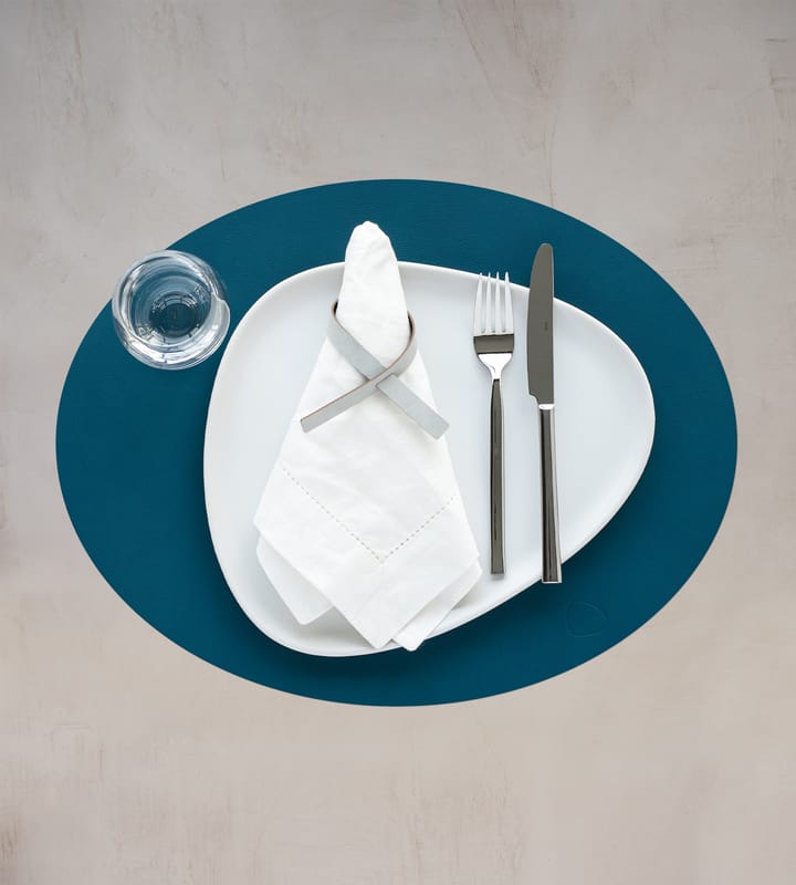 Nupo placemat oval L - Petrol - LIND DNA