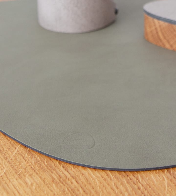 Nupo placemat reversible curve L 1 pcs - Army green-nature - LIND DNA