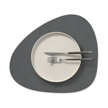Serene placemat curve M - Anthracite, 35x31 cm - LIND DNA