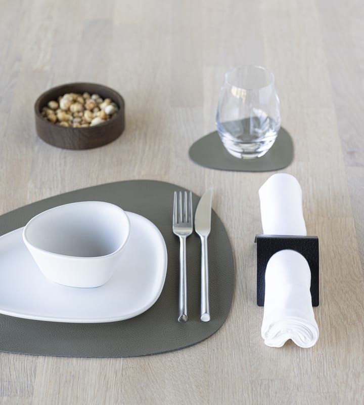 Serene placemat curve M - Moss - LIND DNA