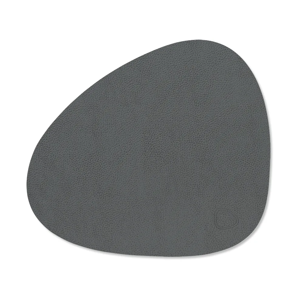Serene placemat curve S 24x28 cm, Anthracite, 28x24 cm LIND DNA