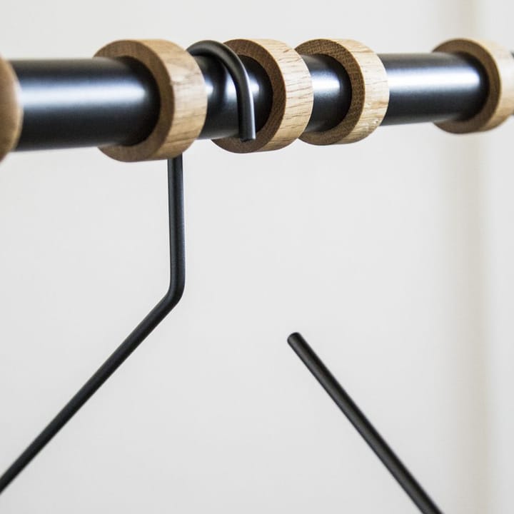 Slim hanger, Black LIND DNA