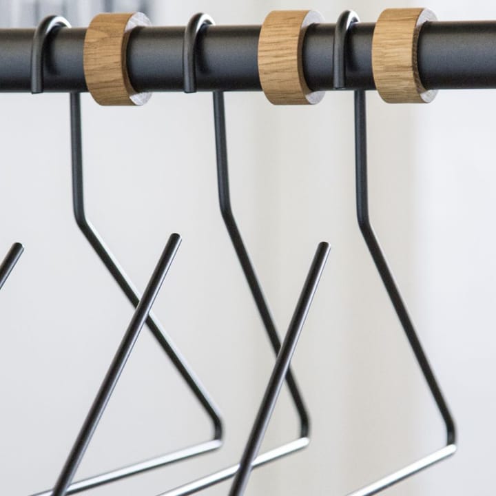 Slim hanger, Black LIND DNA