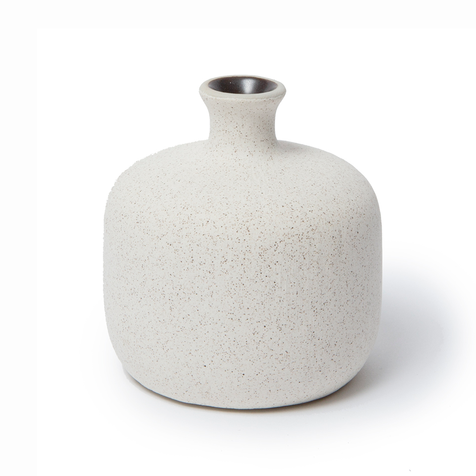 Lindform Bottle vase Sand white, small | Scandinavian Design | Vases | White