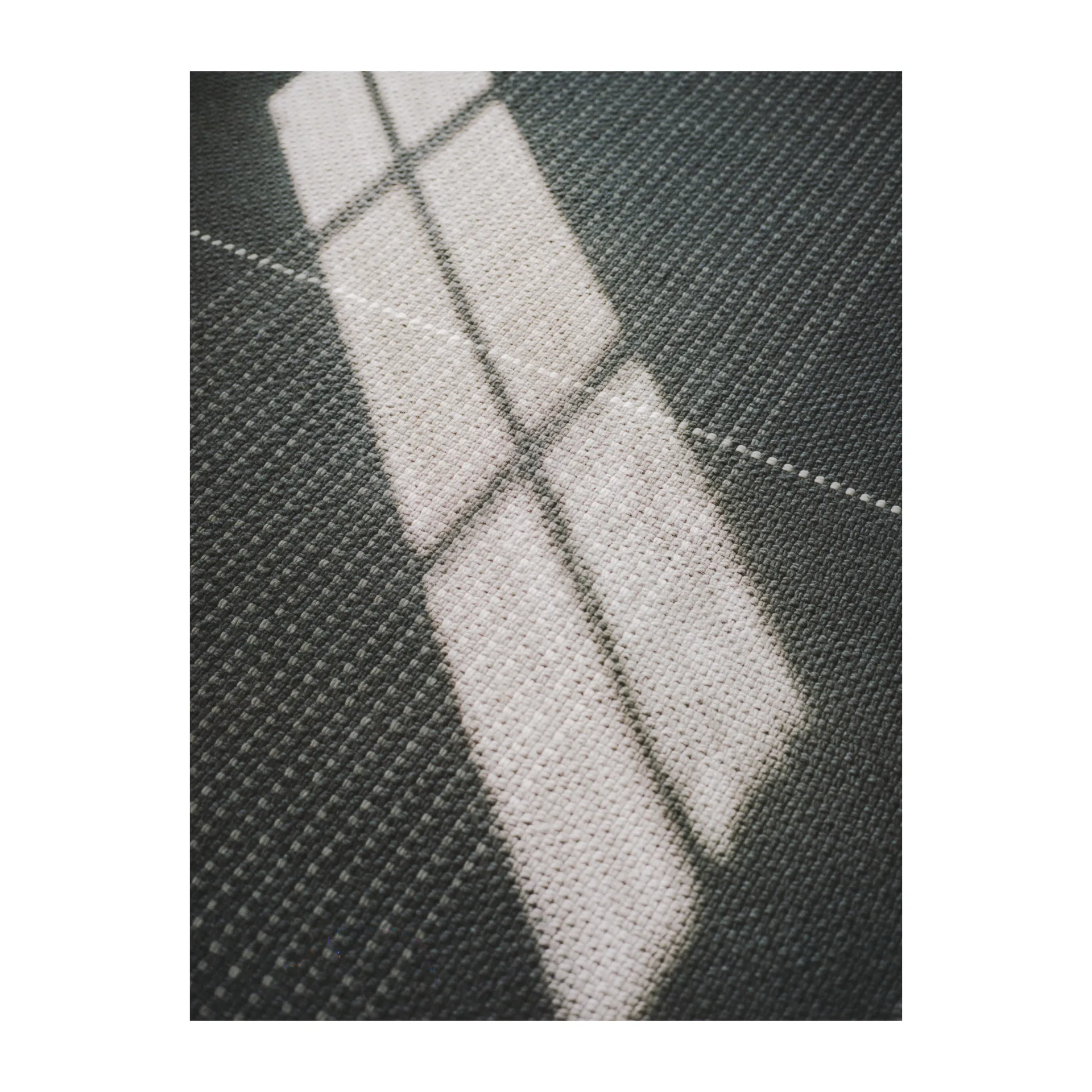 Awakened Mind wool carpet 170x240 cm, Charcoal Linie Design
